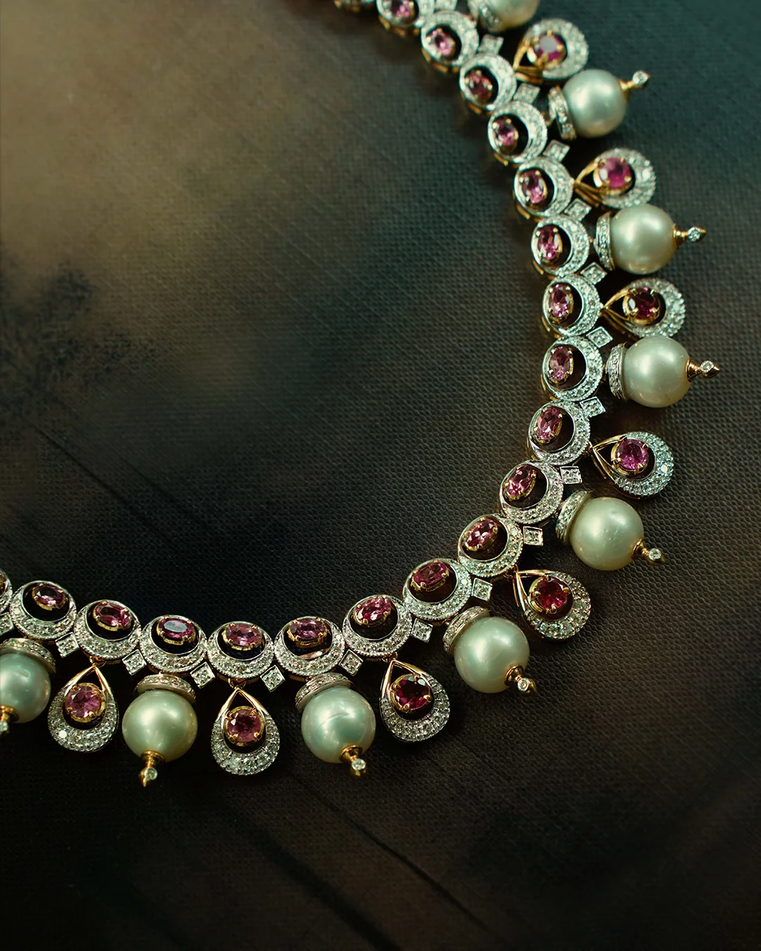 Arna Necklace - Image 5
