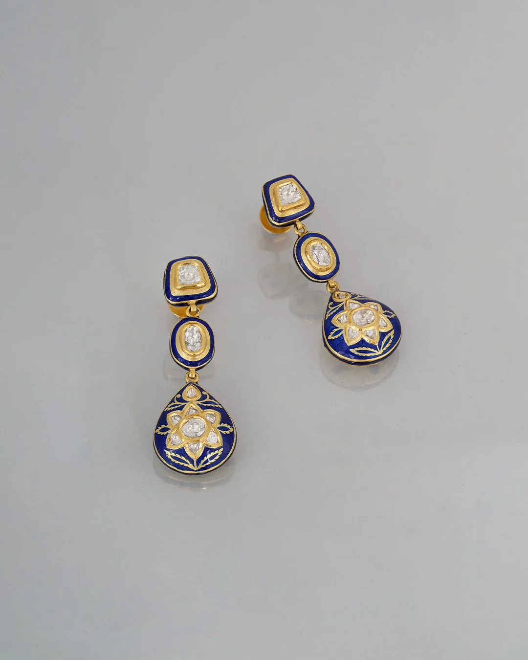 Kanha Earrings - Image 3