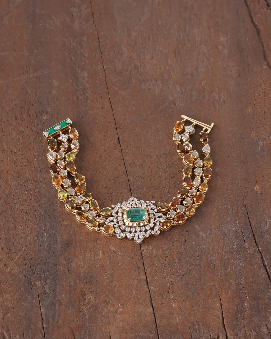Nivara Choker and Bracelet - Image 4