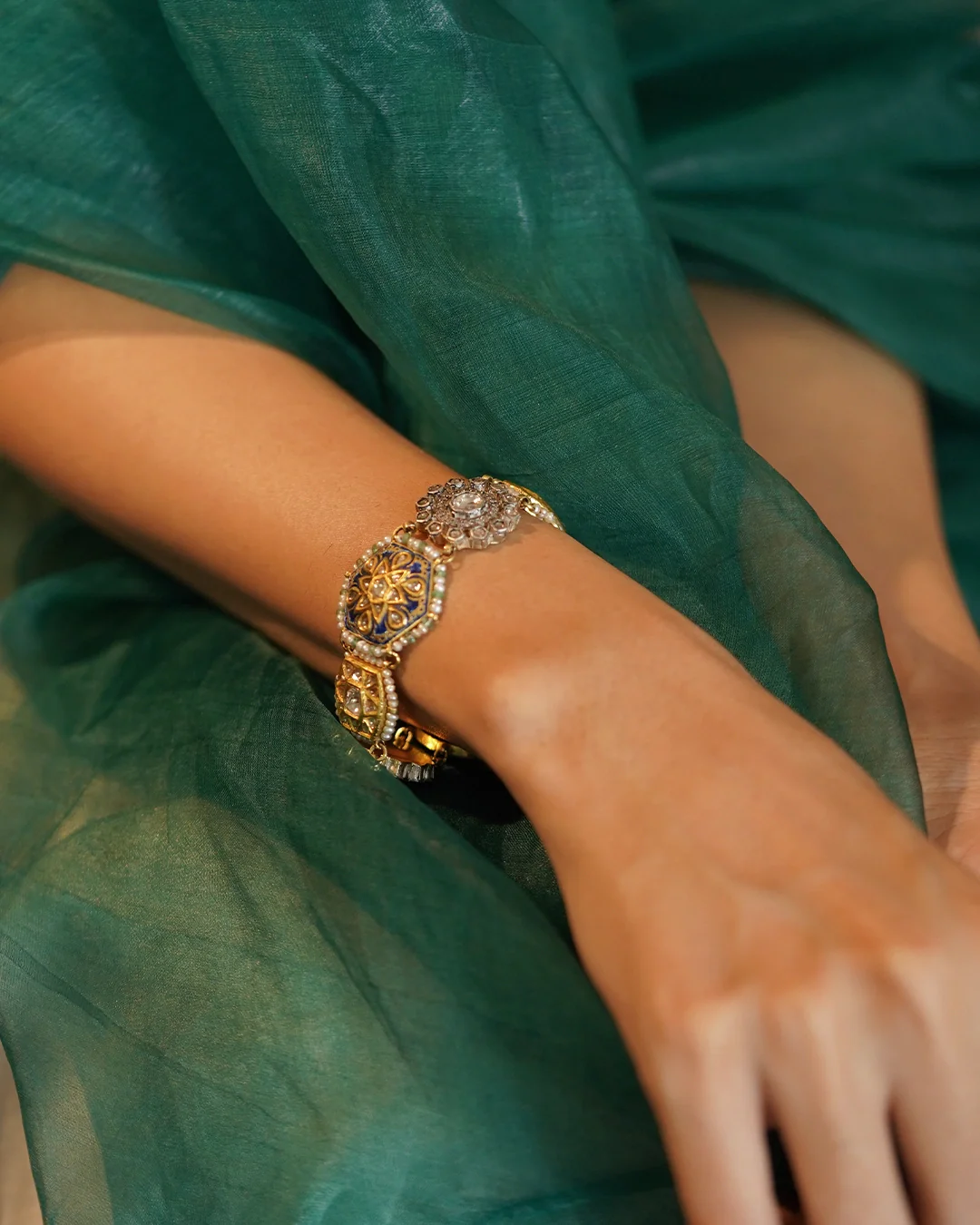 Rysa Bracelet and Choker - Image 6