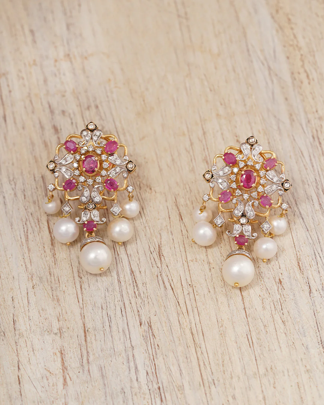 Samyukta Earrings - Image 4