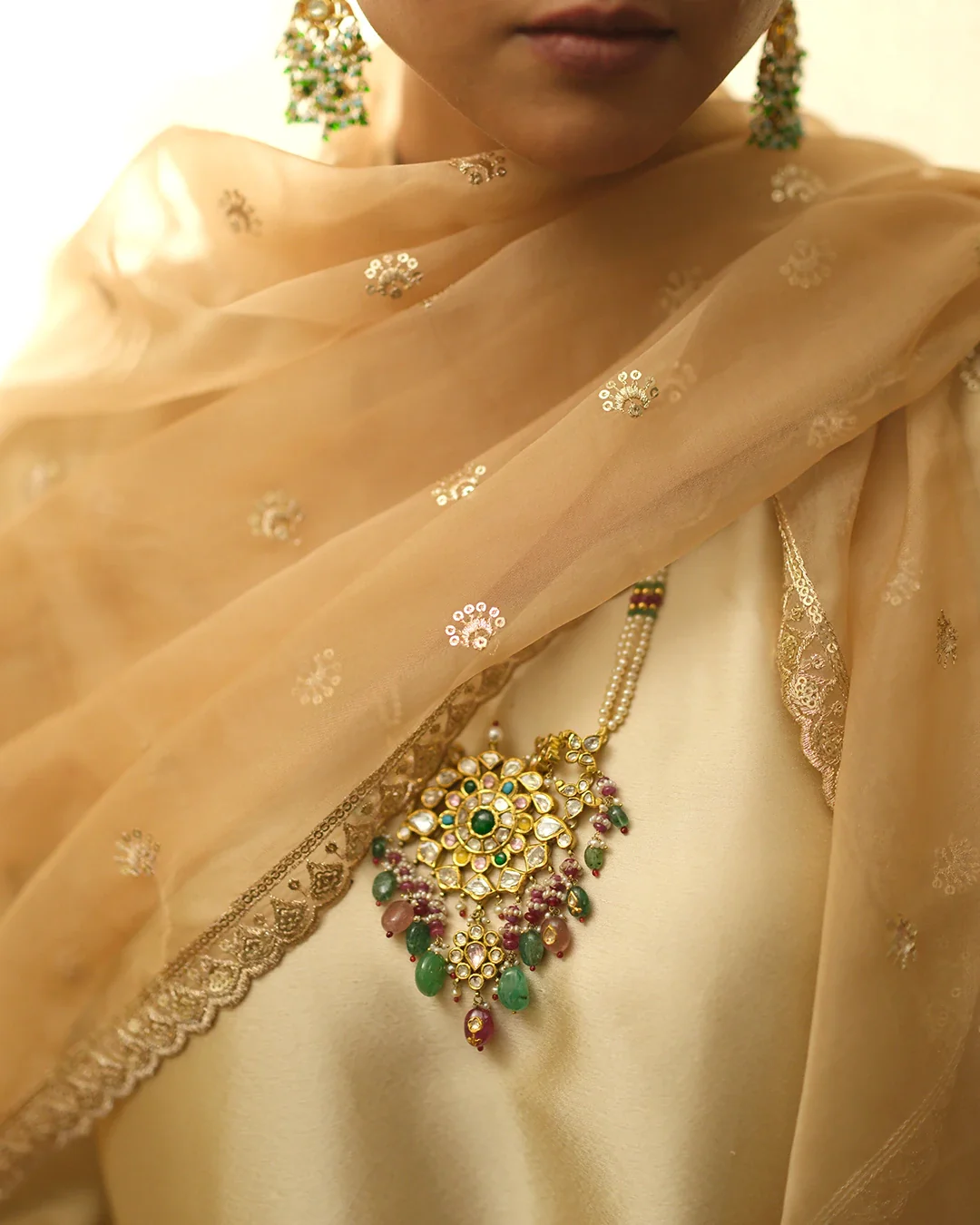 Shaili Pendant Necklace - Image 3