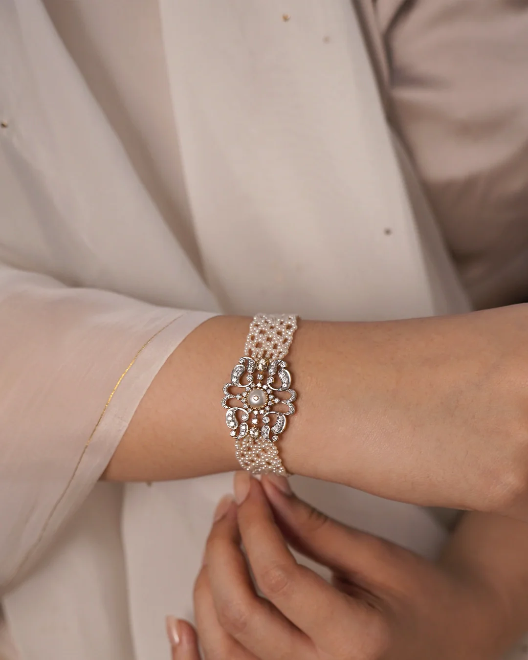 Zia Bracelet and Choker - Image 4